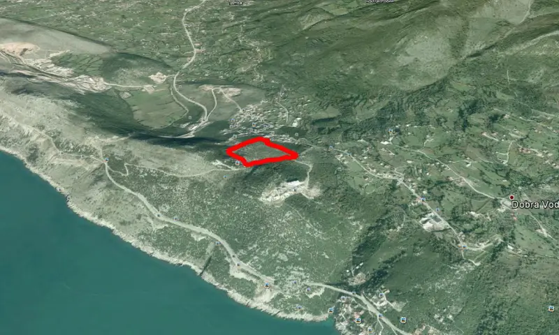 Image showcasing the location and size of the land